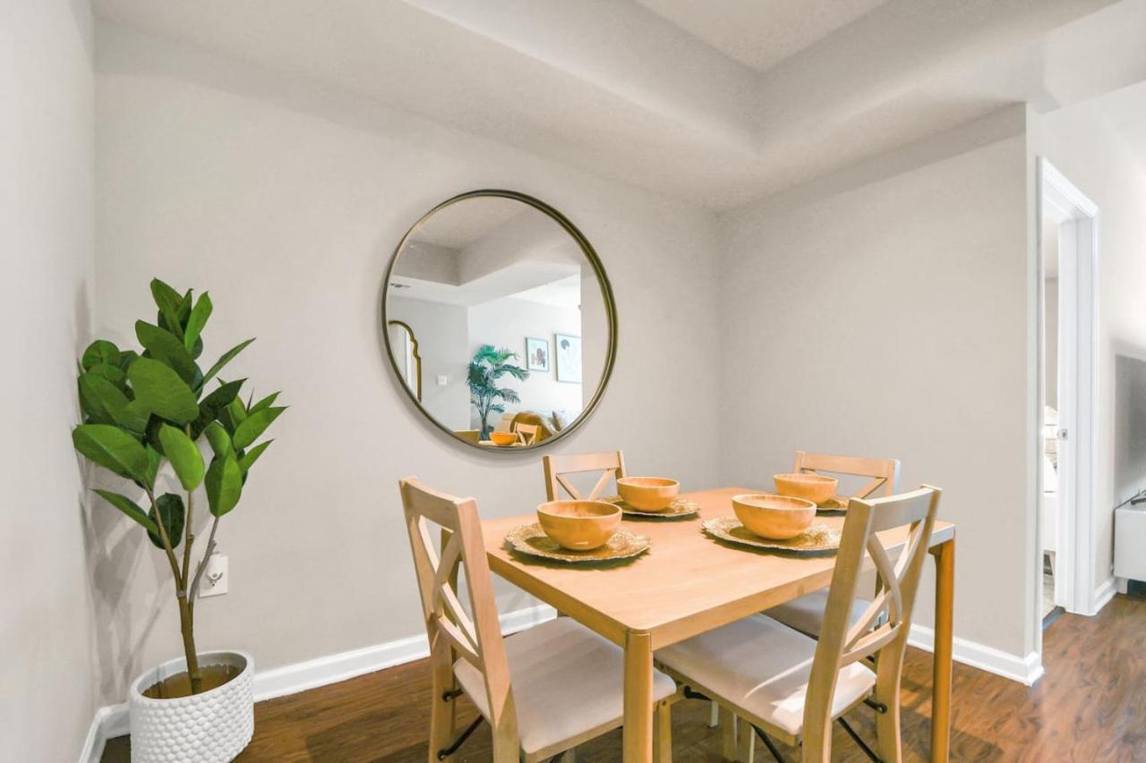Cozy Retreat Getaway Family-sized By Eola *
